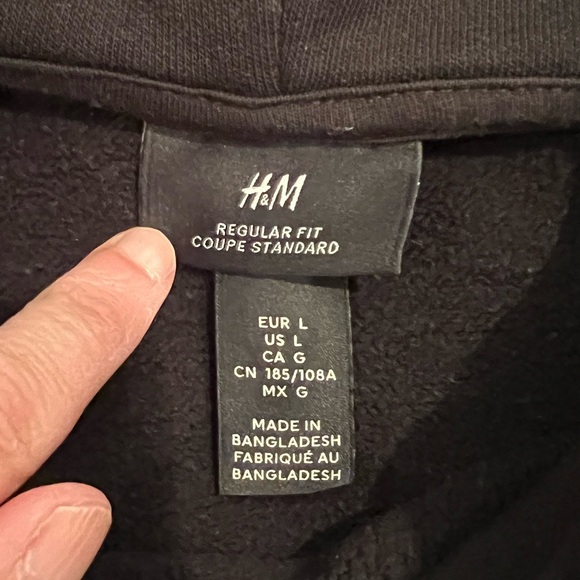 H&M NASA Black Hoodie | Blue and Red Logo | Size L | Great Condition | Frayed - Picture 12 of 12